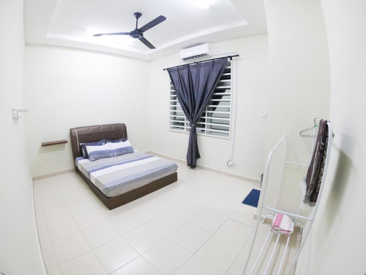 Ayna Homestay 5 Minutes To Marang Jetty Exterior photo